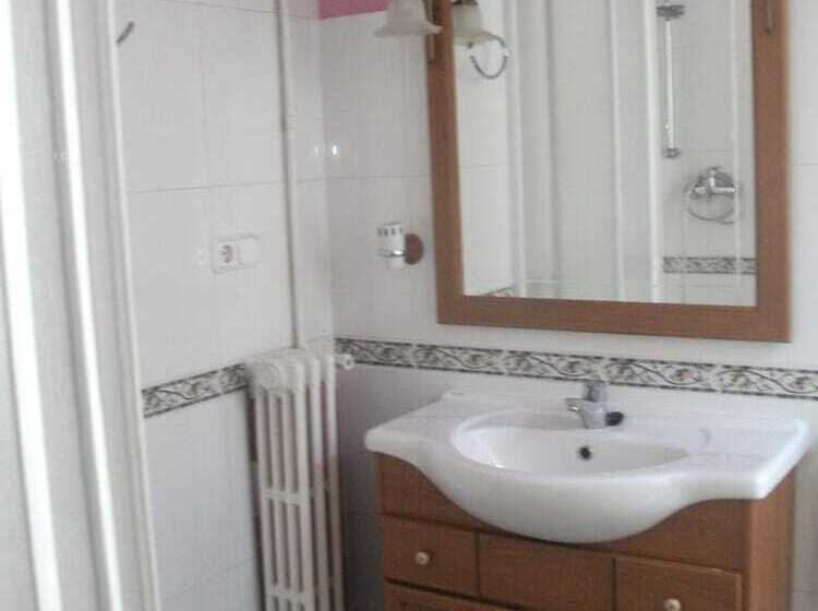 Hostal Porta De Nuria