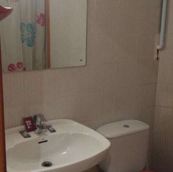 Hostal Porta De Nuria