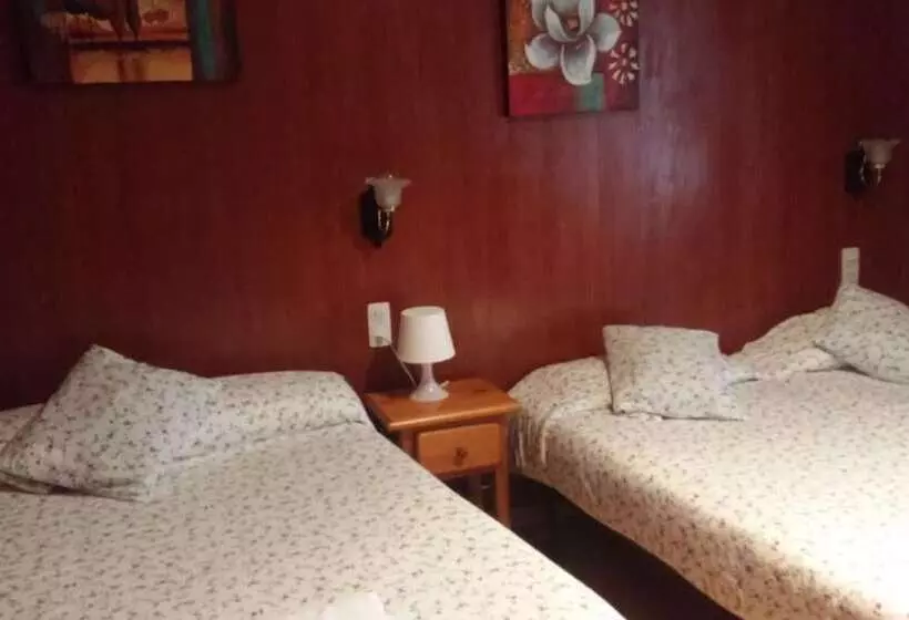 Hostal Porta De Nuria