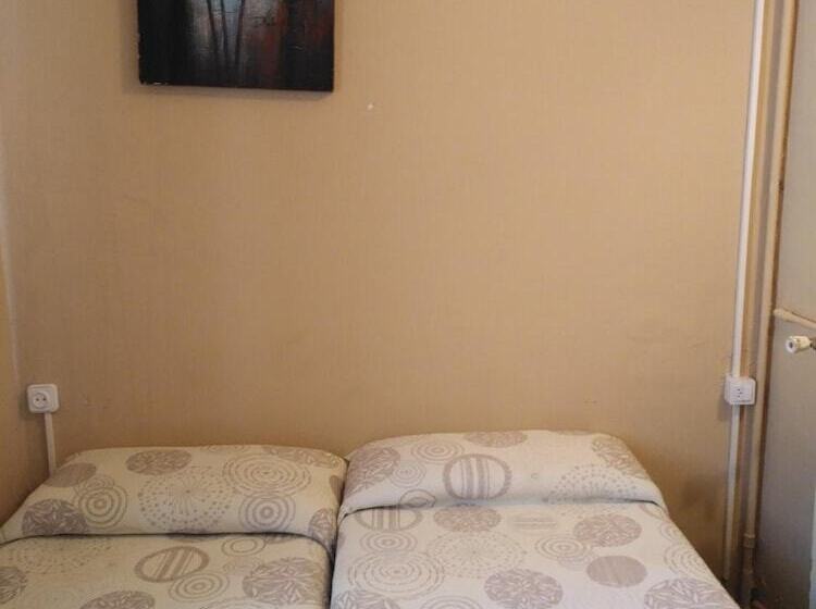 Hostal Porta De Nuria