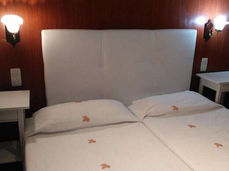 Hostal Porta De Nuria