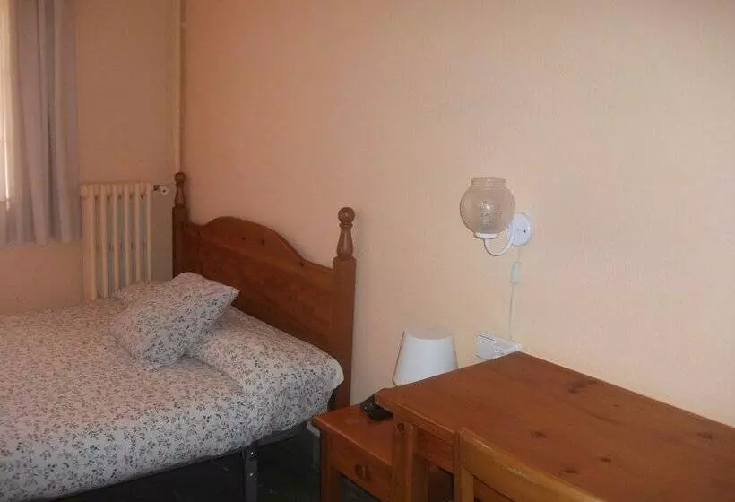 Hostal Porta De Nuria