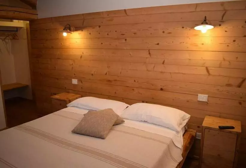 فندق Agriturismo Dolce Colle