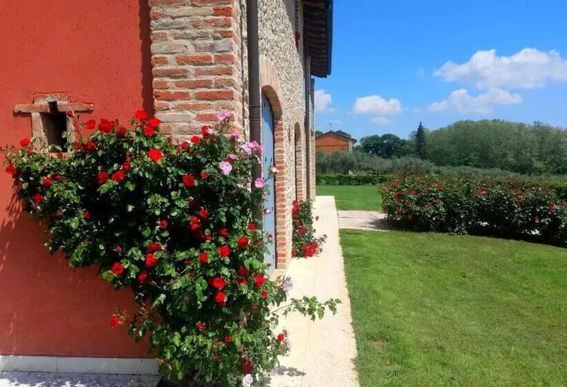 فندق Agriturismo Dolce Colle