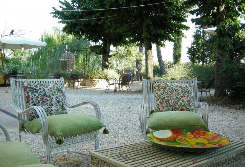 ホテル Albergo Da Annita   Room Only