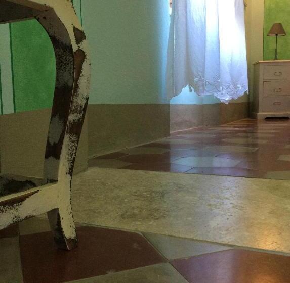 ホテル Albergo Da Annita   Room Only