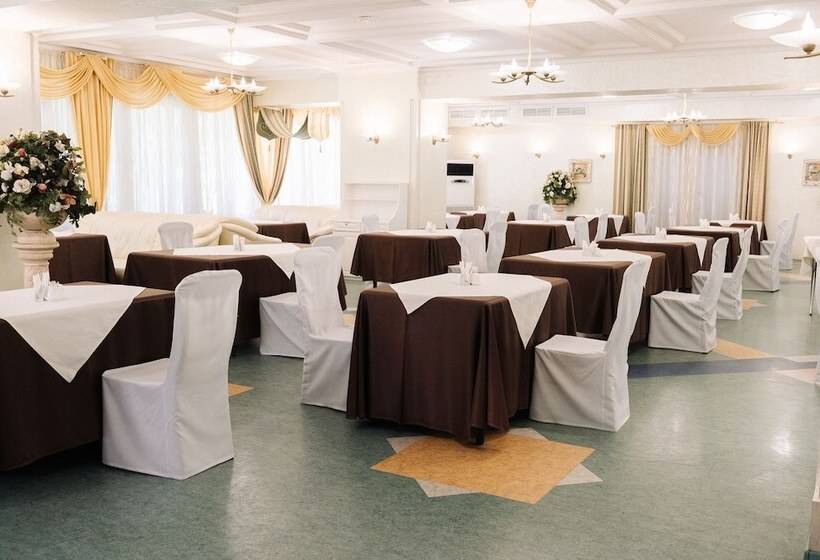 בית מלון כפרי Amaks Yubileinaya