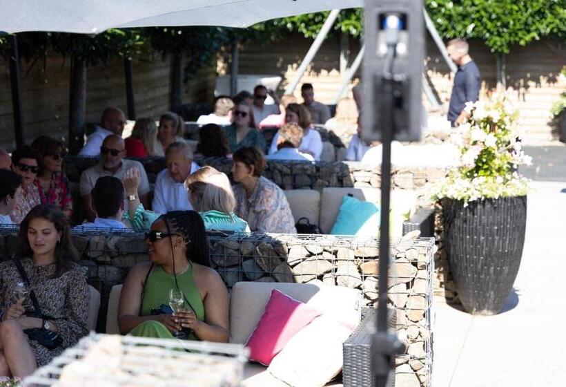 酒店 Brasserie Den Engel