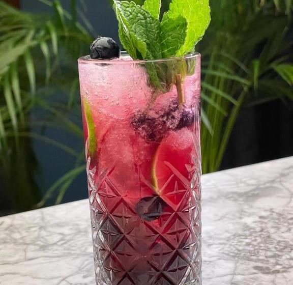 בית מלון כפרי Brilliant Plaza