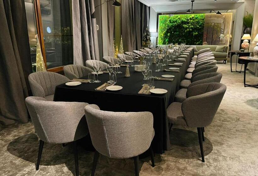 בית מלון כפרי Brilliant Plaza