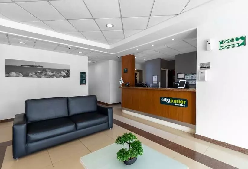 هتل City Express Junior By Marriott Veracruz Aeropuerto