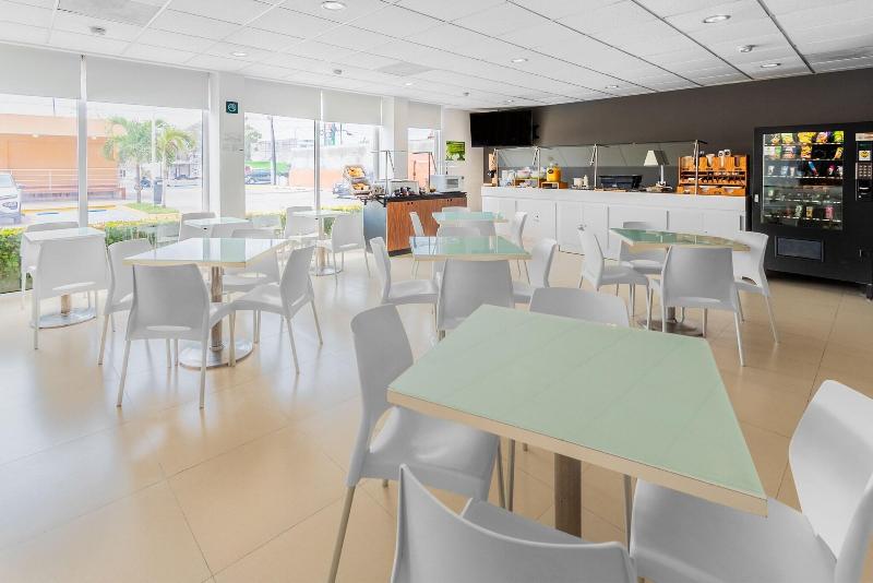 בית מלון כפרי City Express Junior By Marriott Veracruz Aeropuerto