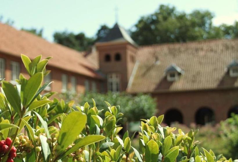 هتل De Volksabdij