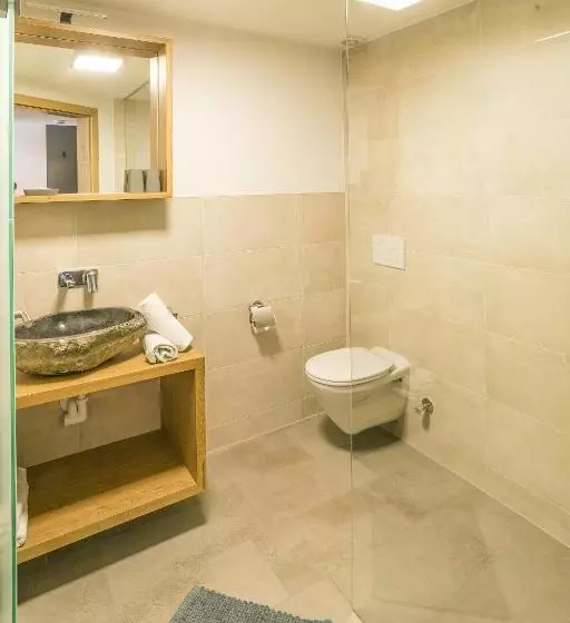 Отель Gasthof Neuwirt