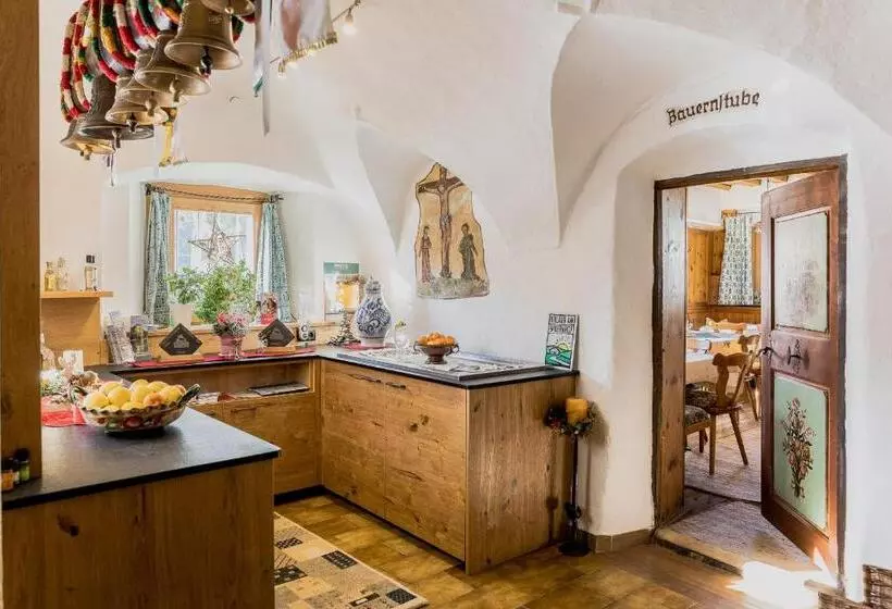 Отель Gasthof Neuwirt