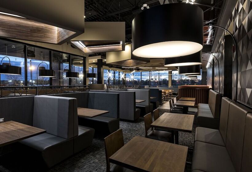 酒店 Hôtel & Suites Normandin Lévis