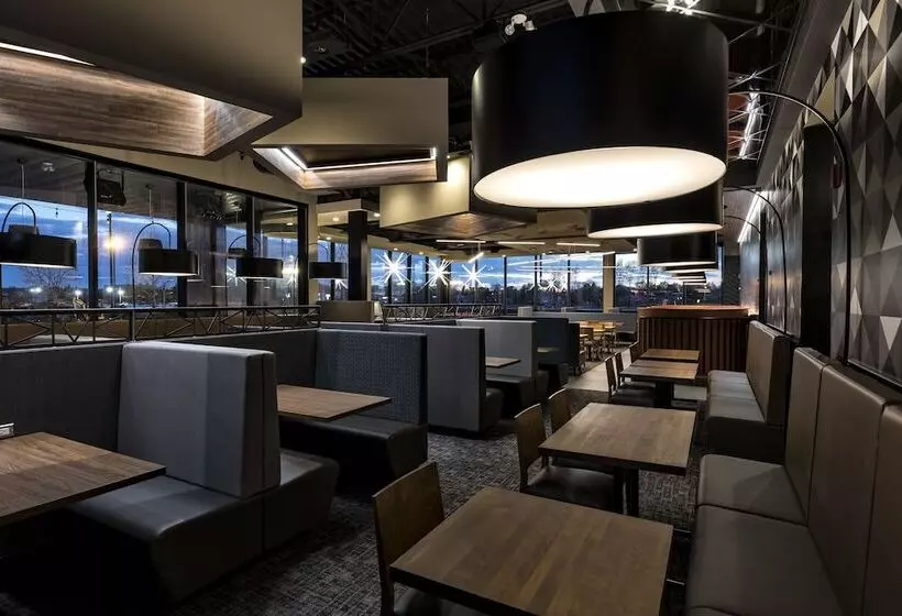 酒店 Hôtel & Suites Normandin Lévis