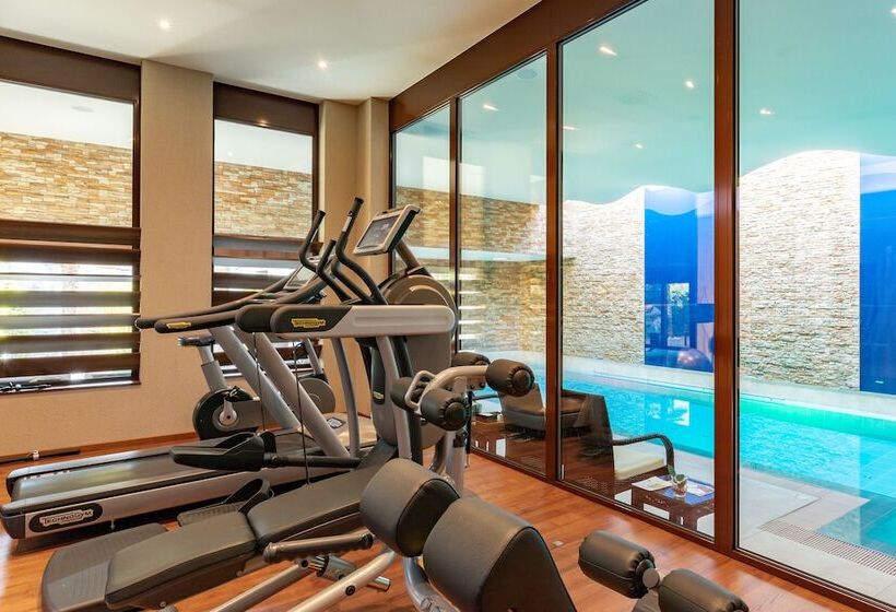 Baron Tavernier Hotel Restaurant & Spa