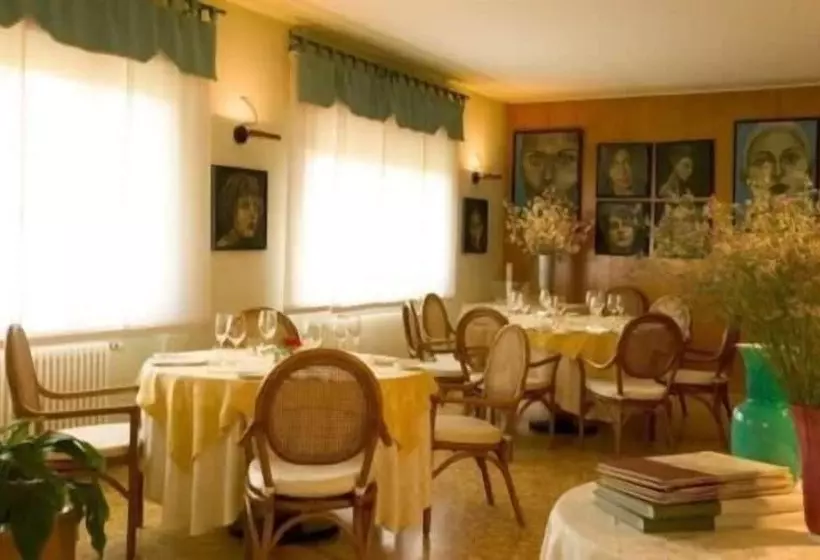 Отель Locanda San Lorenzo