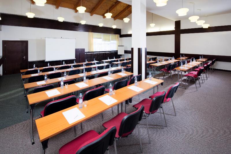 ホテル Orea Resort Devět Skal Vysočina