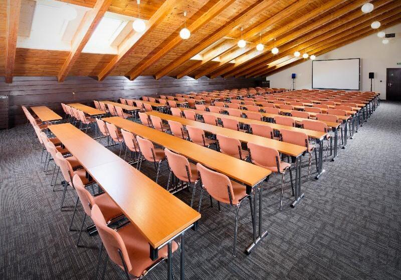 ホテル Orea Resort Devět Skal Vysočina