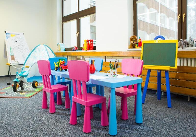 ホテル Orea Resort Devět Skal Vysočina