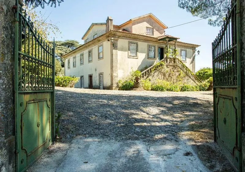 هتل Quinta De Sao Caetano