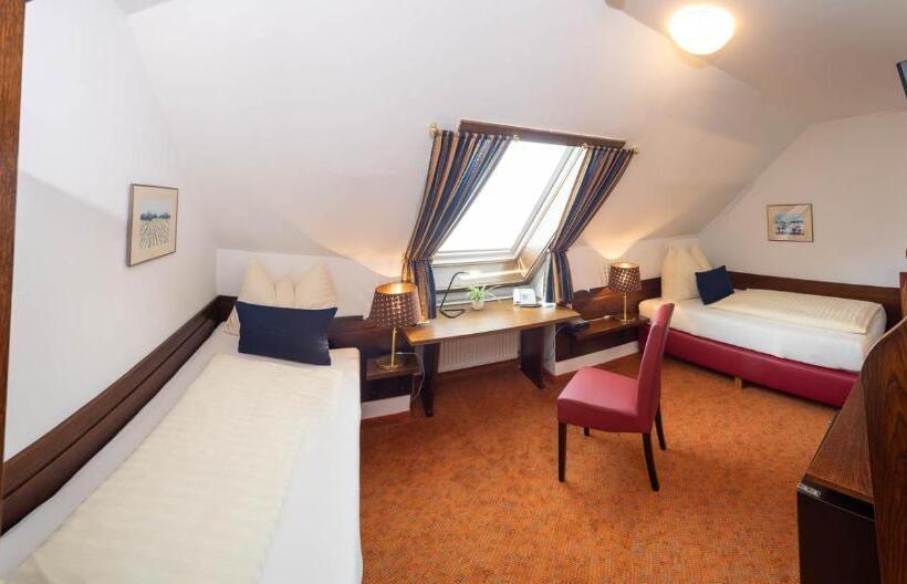 בית מלון כפרי Schlair