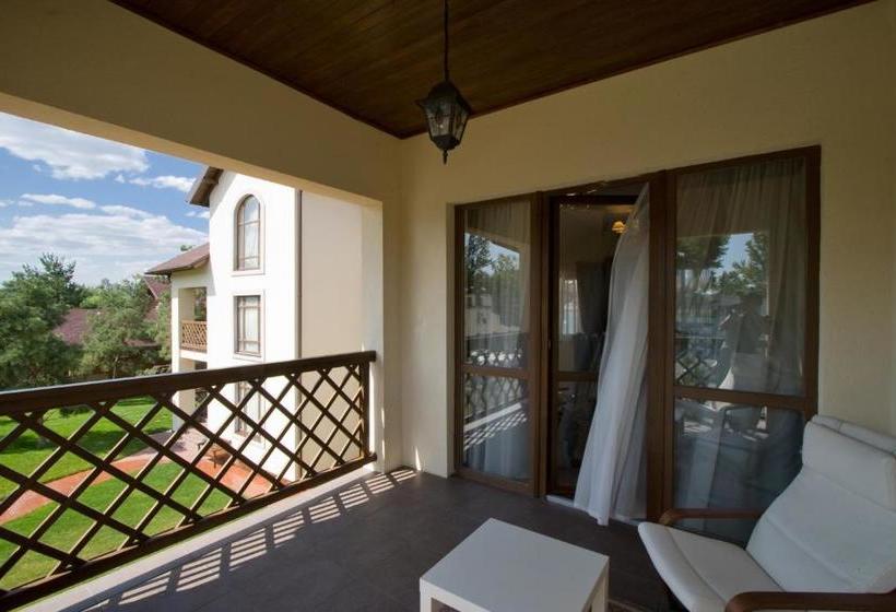 Hotelli Vysokii Bereg Park