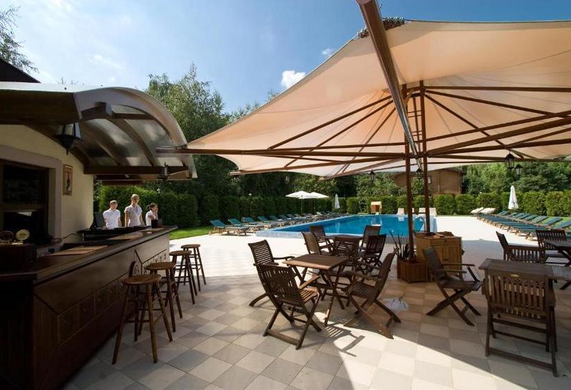 Hotelli Vysokii Bereg Park