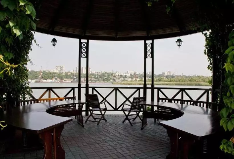 호텔 Vysokii Bereg Park