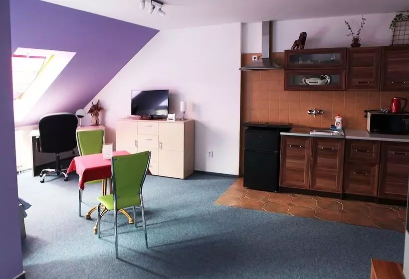 پانسیون Penzion Kroměříž