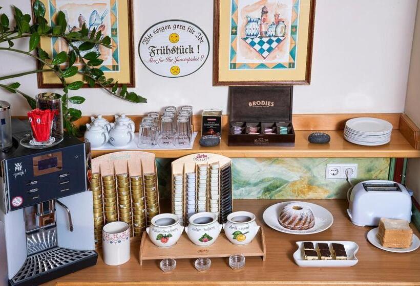 Self Check In Hotel Vinoq Mistelbach