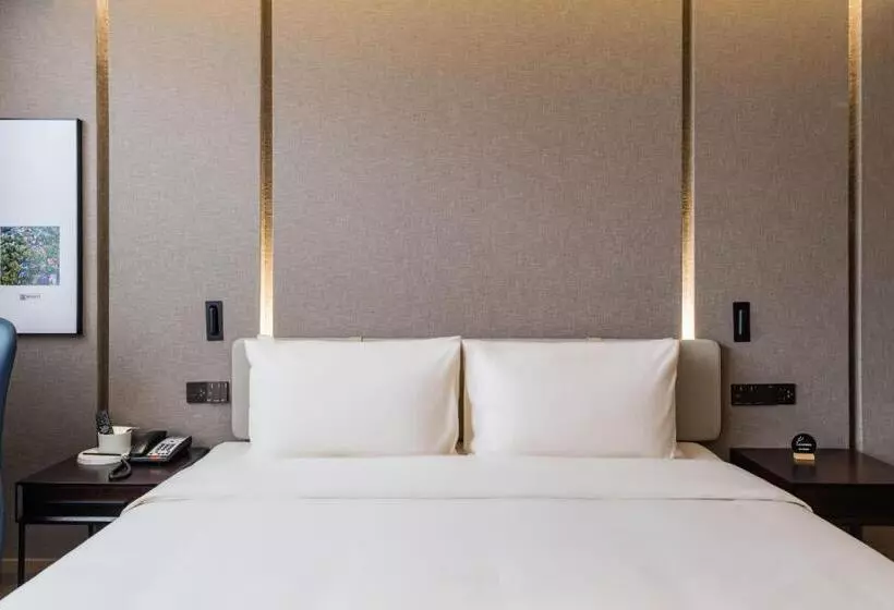 Atour Hotel Nanjing Olympic Sports Center Tianhe Plaza