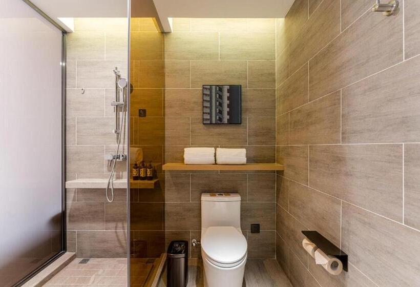 Atour Hotel Shangxing Lu Xun S Hometown