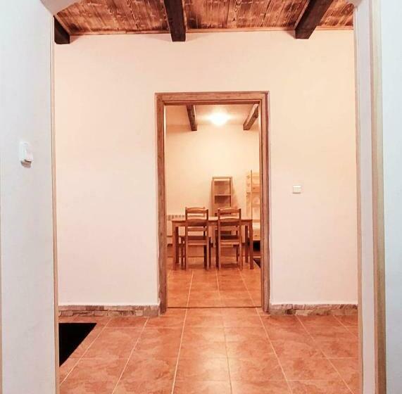 Hostel Pod šerákem