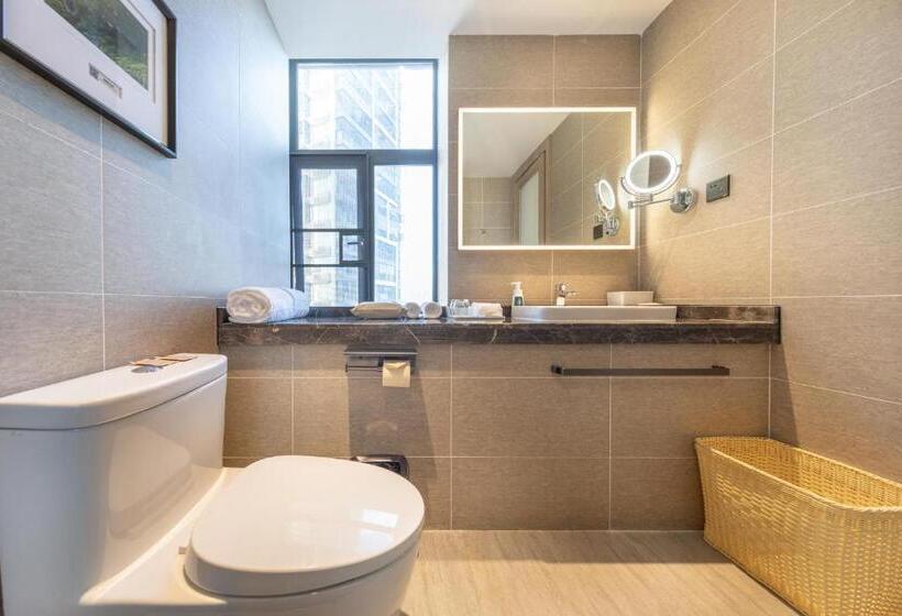 Atour Hotel Nanning North Lake Railway Station