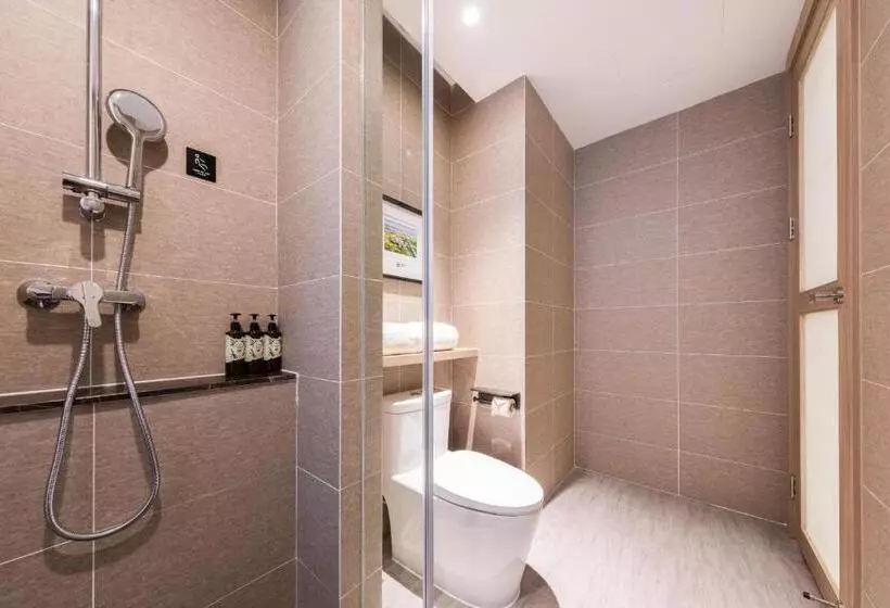 Atour Hotel Nanning North Lake Railway Station