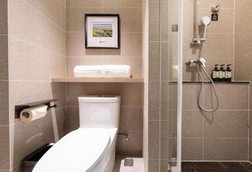 Atour Hotel Nanning North Lake Railway Station