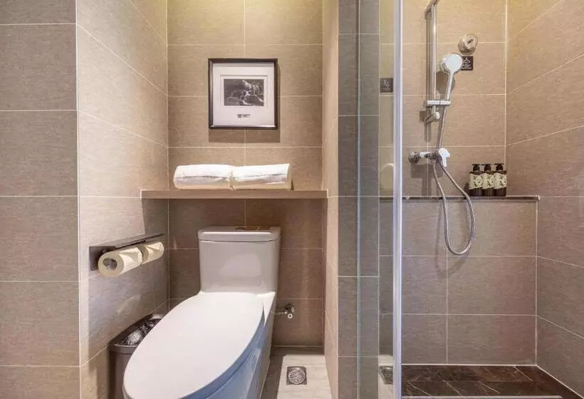 Atour Hotel Nanning North Lake Railway Station