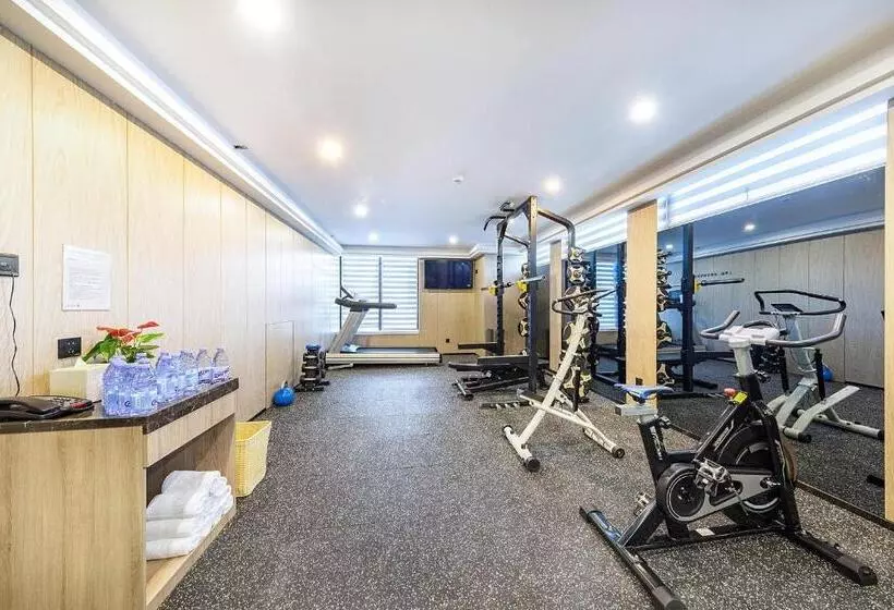 Atour Hotel Nanning North Lake Railway Station