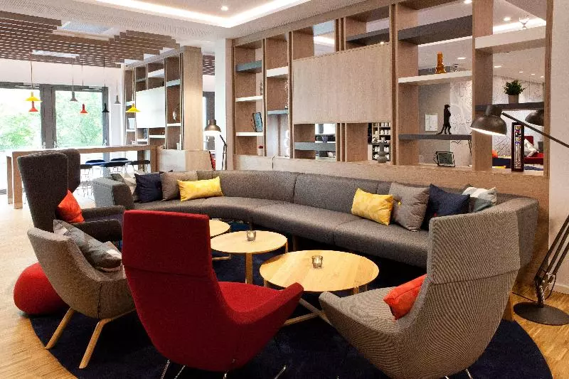 Hotelli Holiday Inn Express Fürth, An Ihg