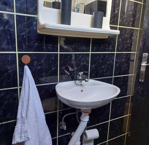 Kuća Na Dan