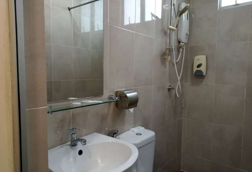 فندق على الطريق Avenue Bangi