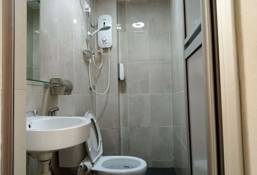 فندق على الطريق Avenue Bangi