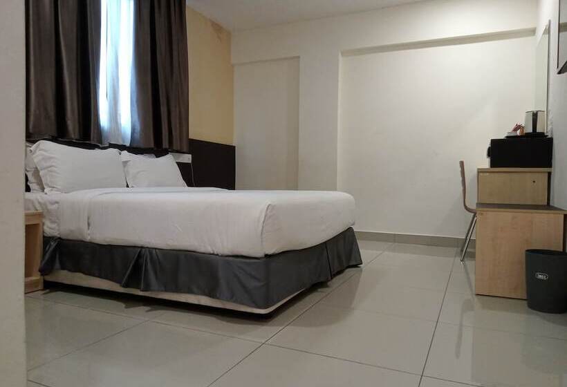 فندق على الطريق Avenue Bangi