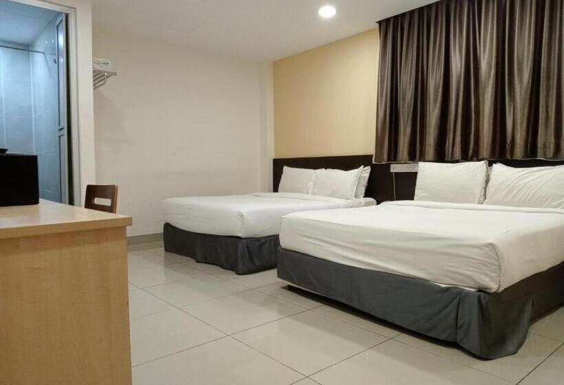 فندق على الطريق Avenue Bangi