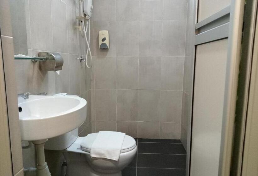 فندق على الطريق Avenue Bangi