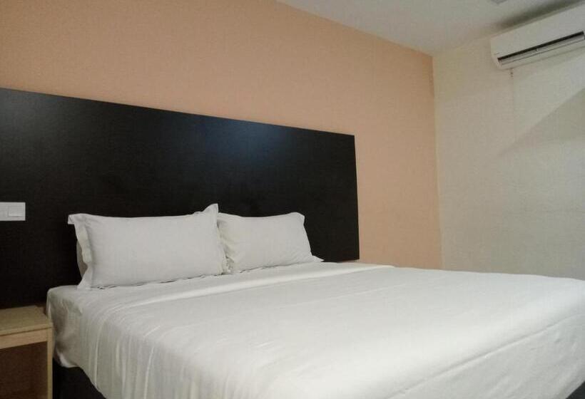 فندق على الطريق Avenue Bangi