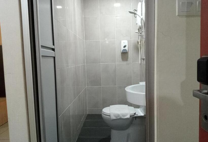 فندق على الطريق Avenue Bangi